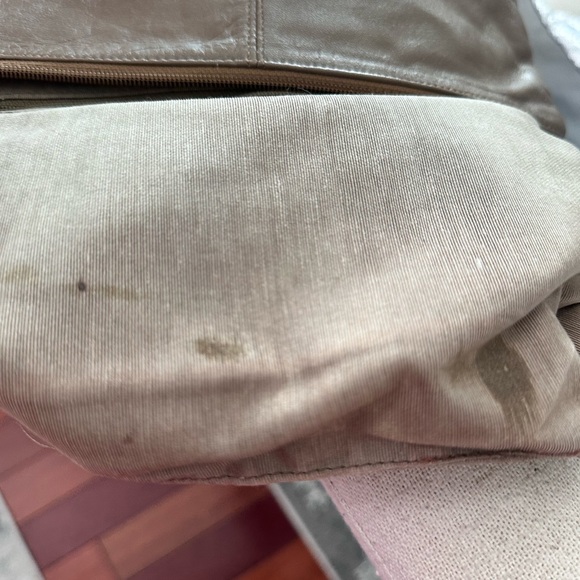 Samantha Scott Leather Clutch - Picture 4 of 8